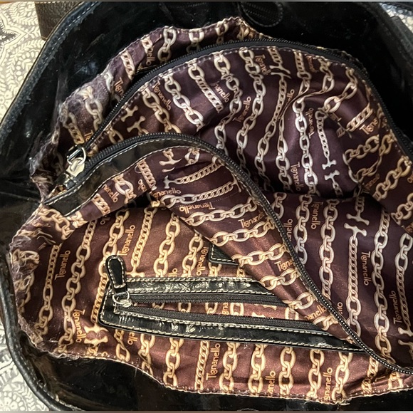 Large Tignanello black leather arch work tote EUC - Picture 2 of 3